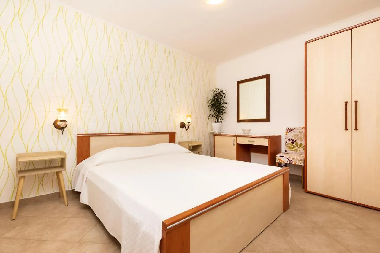 Apartments Dominik Mali Lošinj